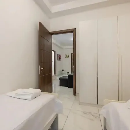 Apartment 2 Bedroom In Sliema, Malta No 6 *