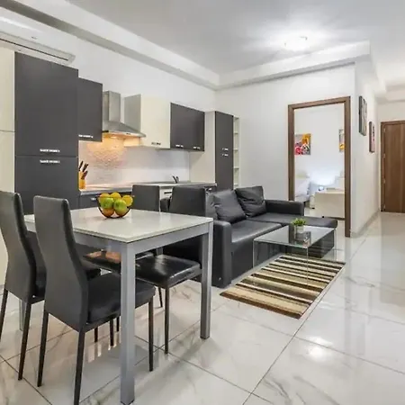 2 Bedroom In Sliema, Malta No 6 Apartment Sliema
